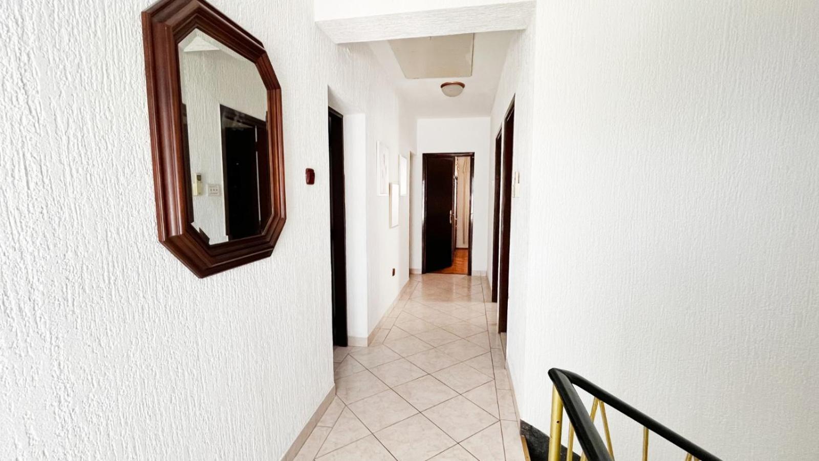 Vuke Apartments Сень Экстерьер фото
